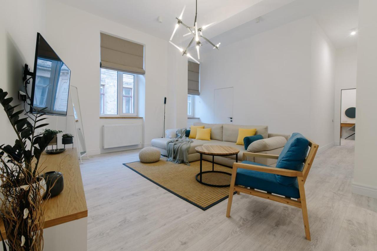 Apartment On Mikhalcuk Lviv Extérieur photo